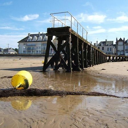 Appartement Sur Le Port. Grandcamp-Maisy Bagian luar foto