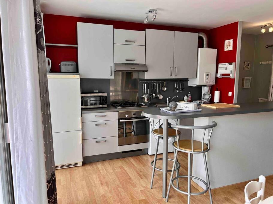 Appartement Sur Le Port. Grandcamp-Maisy Bagian luar foto