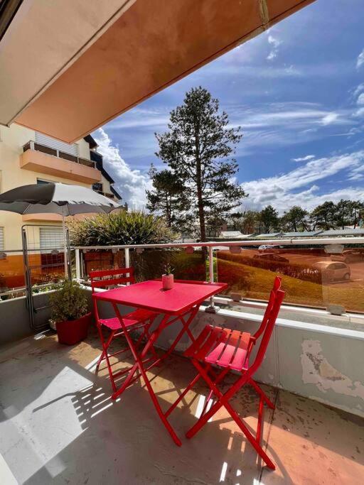 Appartement Sur Le Port. Grandcamp-Maisy Bagian luar foto