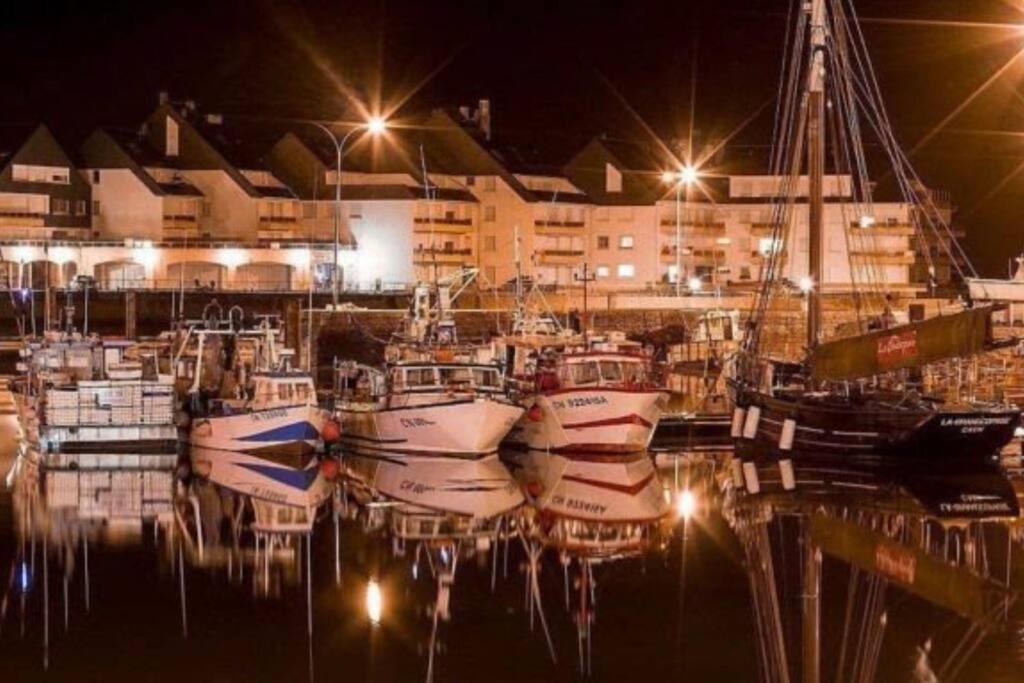 Appartement Sur Le Port. Grandcamp-Maisy Bagian luar foto